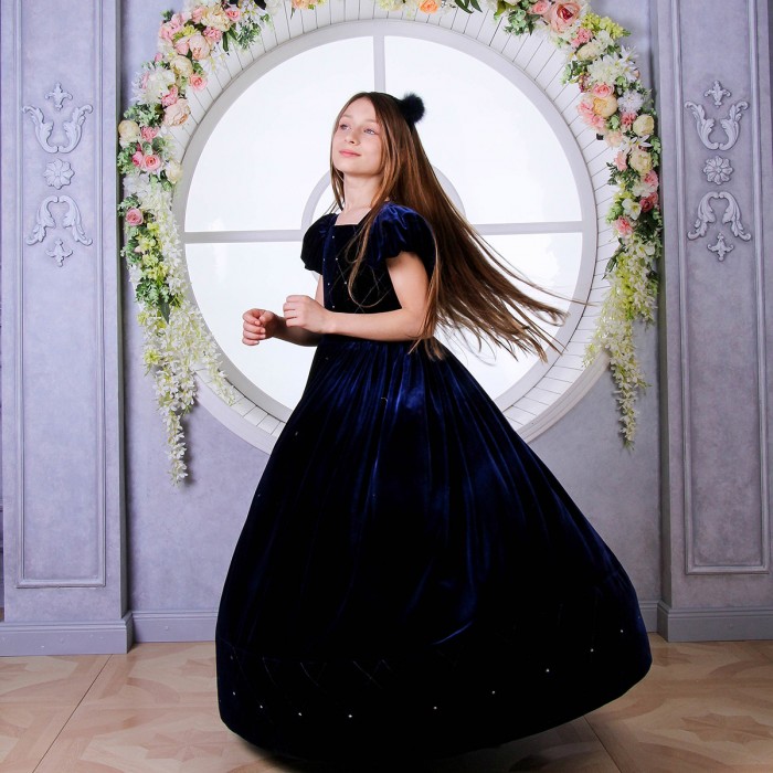 Soft and Stylish Aria Velvet Velour Dress