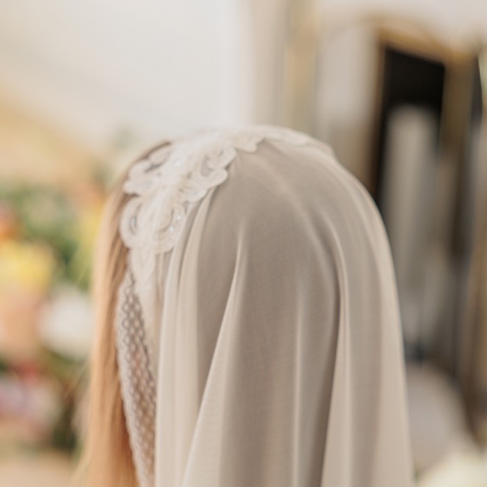 VERONICA Communion Hairband