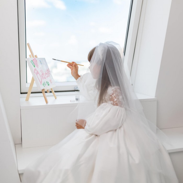 ALORA Pearl Tiara with Veil for Girls