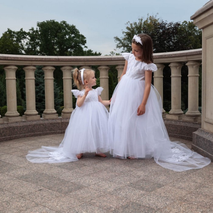 Lace Headband for Girls – White or Ivory Accessory to Match Any Dress